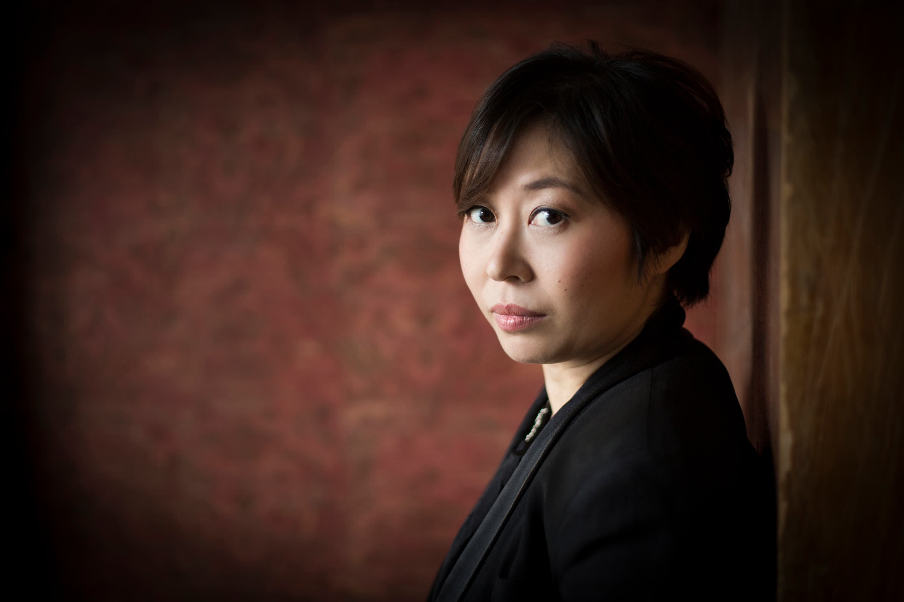 105 col hi res Xian Zhang 15x15 c B Ealovega