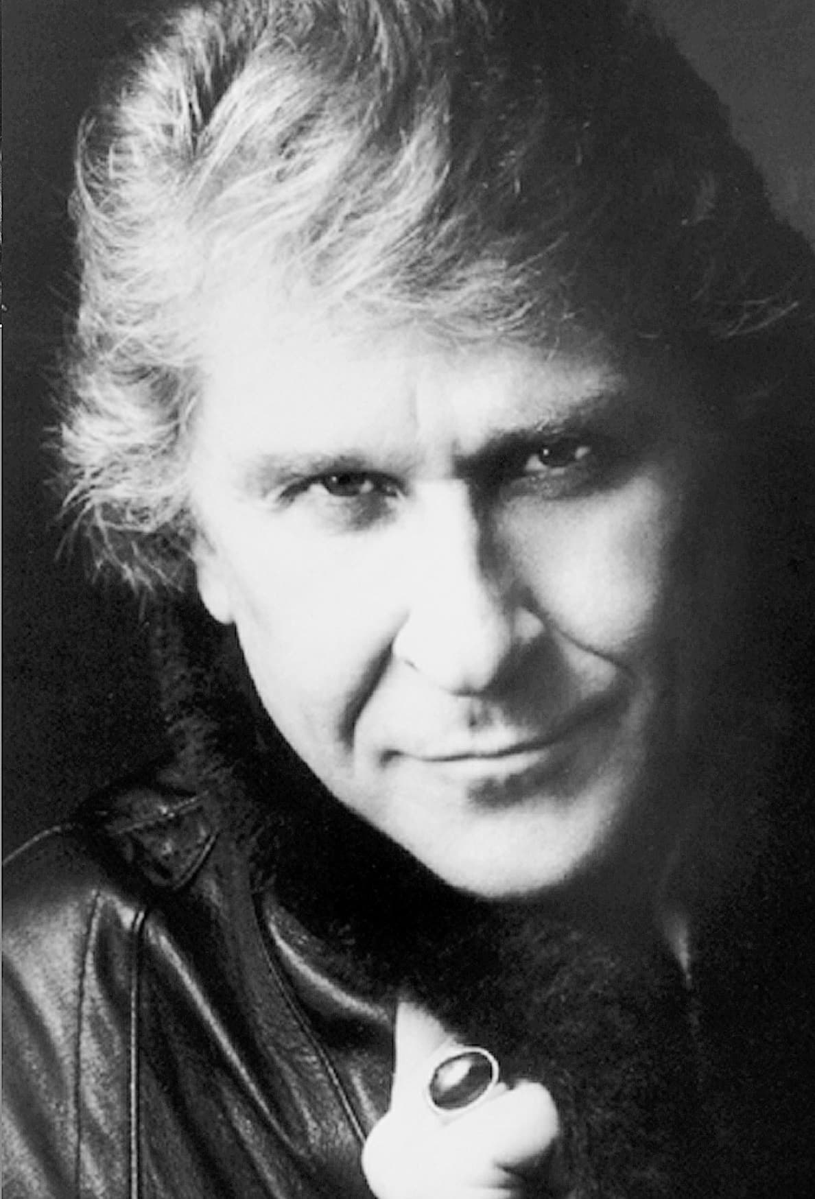 MILNES Sherrill